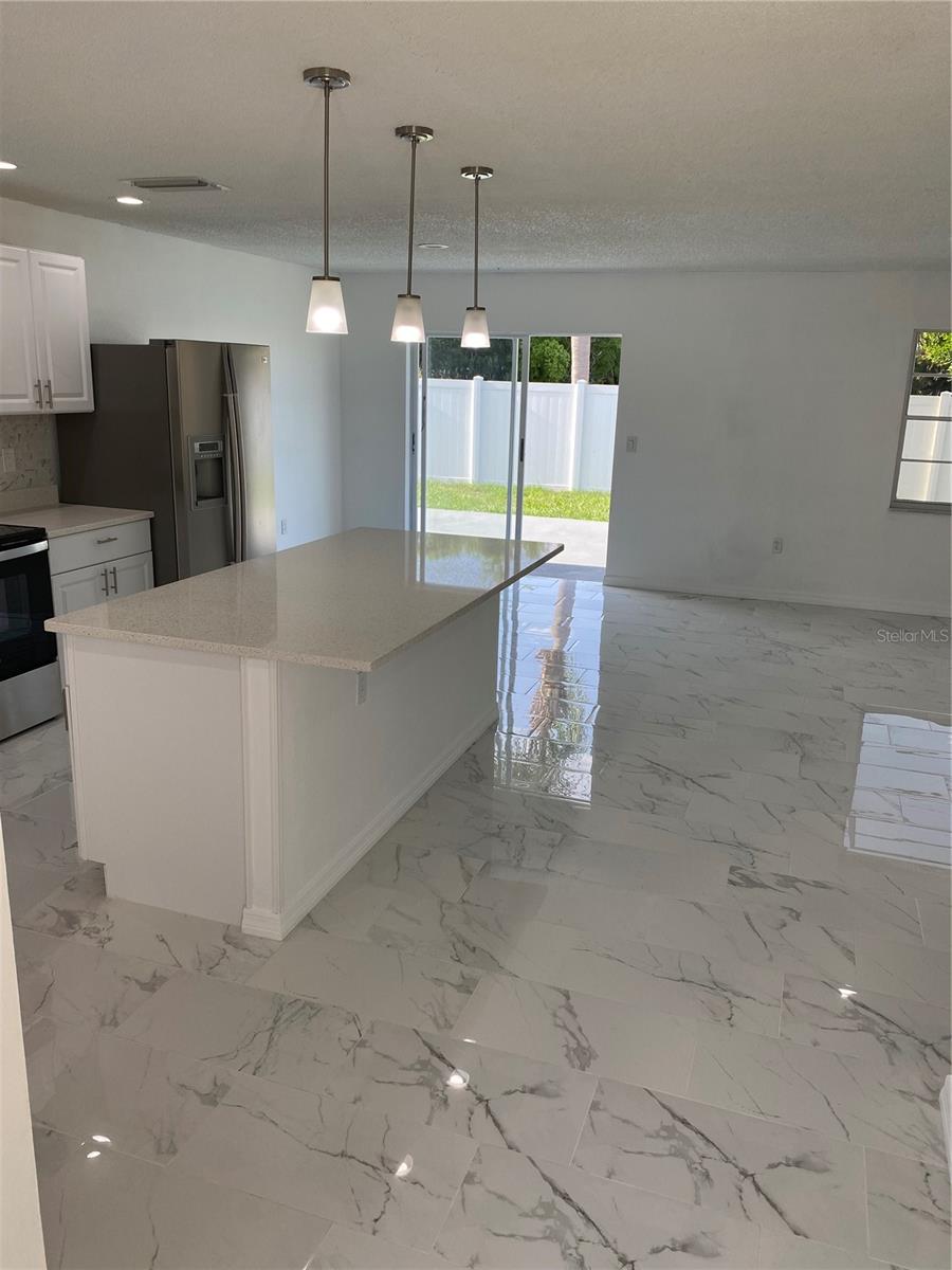 Image 24 of 56 For 481 Saturn Avenue