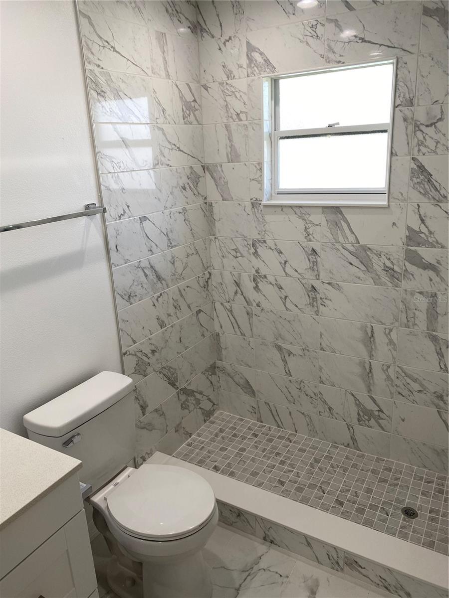 Image 31 of 56 For 481 Saturn Avenue