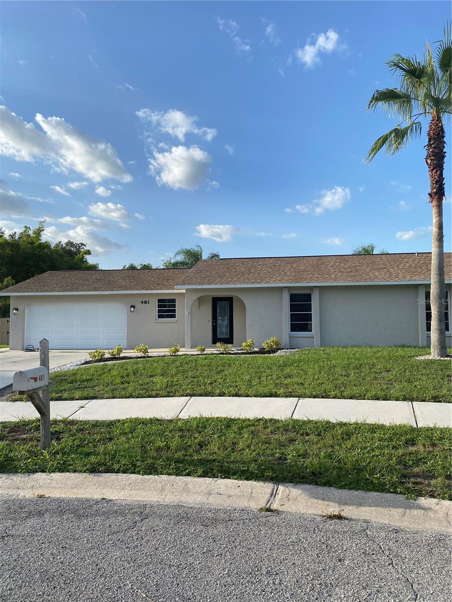 Image 4 of 56 For 481 Saturn Avenue