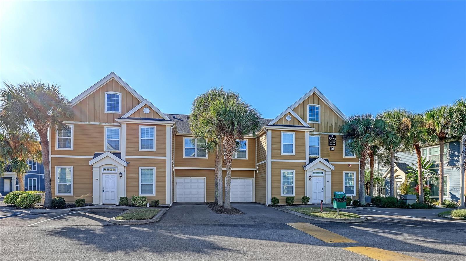 Image 4 of 46 For 5520 Rosehill Road 203