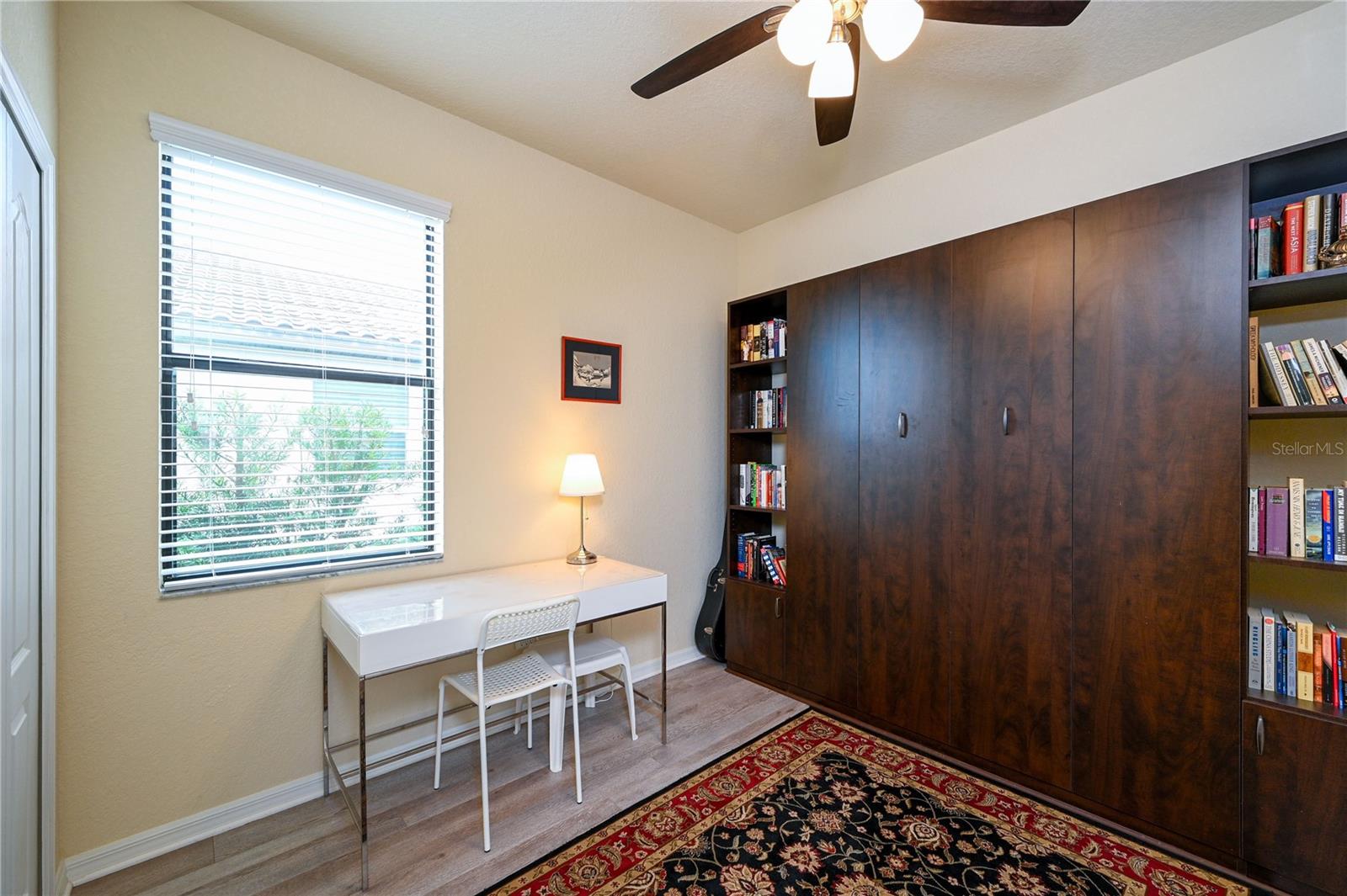 Image 15 of 41 For 7124 Marsh View Terrace Street