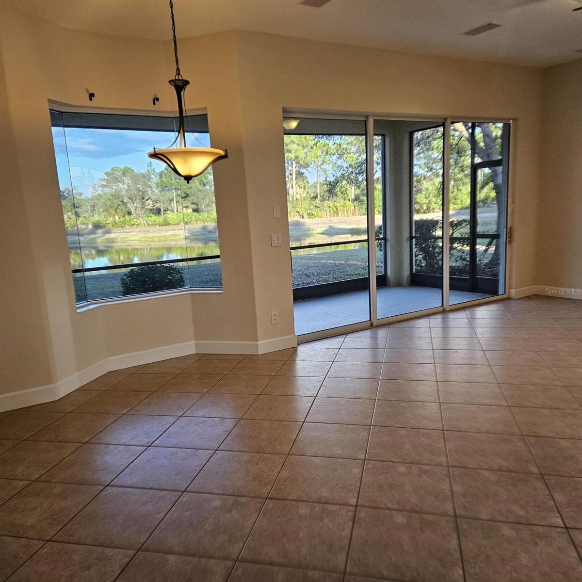 Image 14 of 35 For 11375 Dancing River Drive