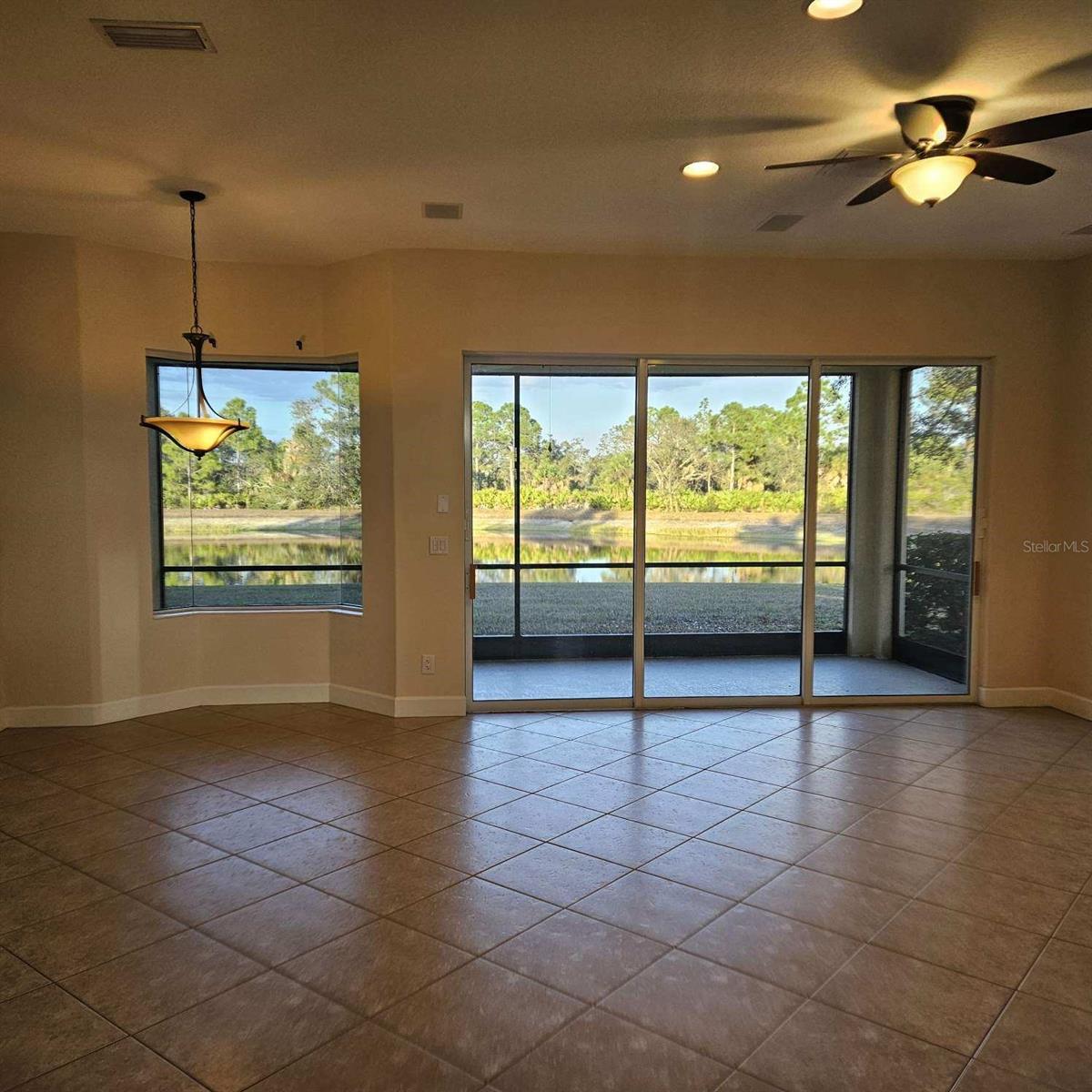 Image 16 of 35 For 11375 Dancing River Drive