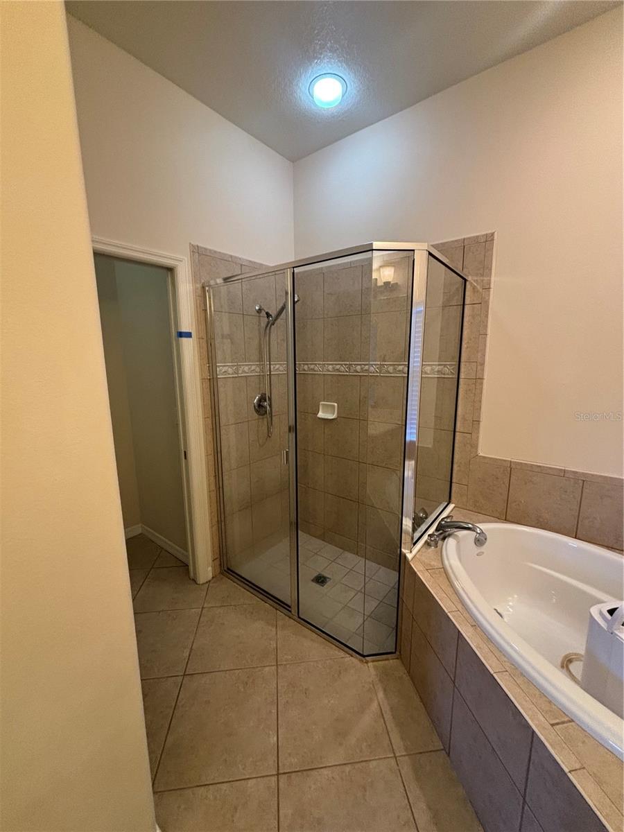 Image 23 of 35 For 11375 Dancing River Drive