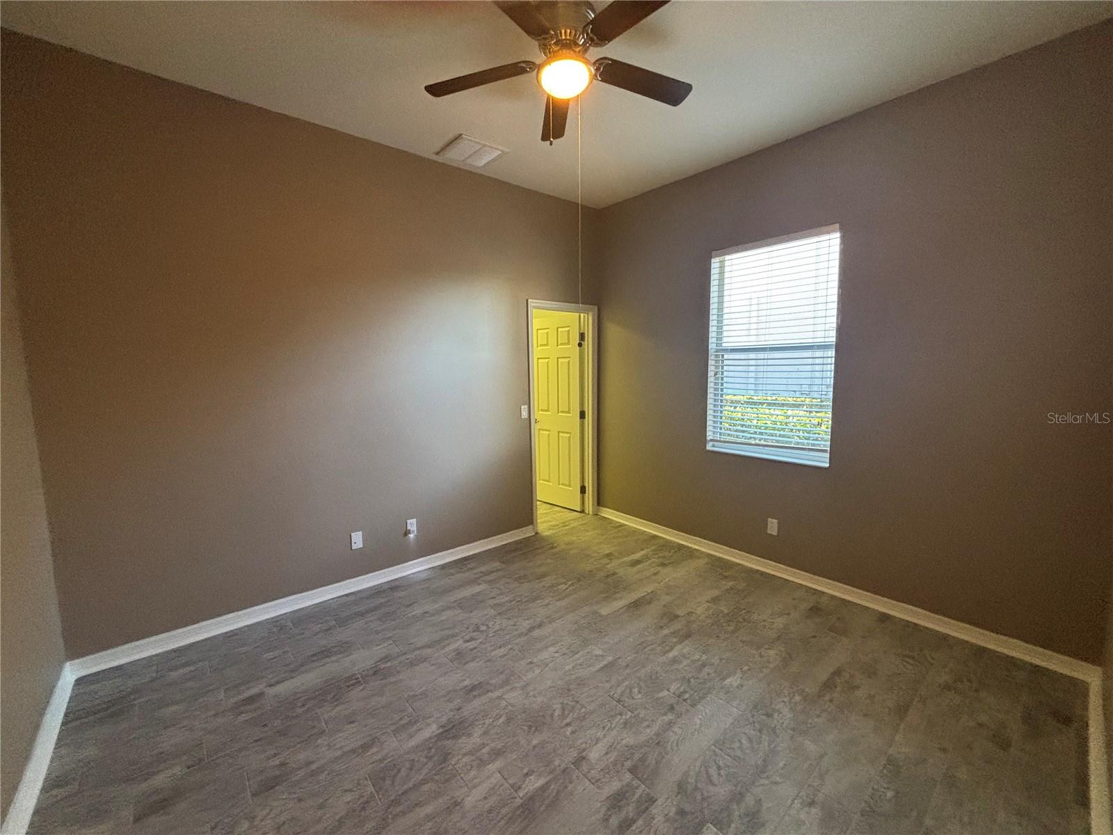 Image 27 of 35 For 11375 Dancing River Drive