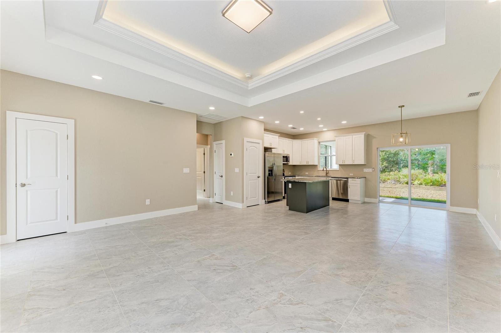 Image 10 of 38 For 5265 Caputo Avenue