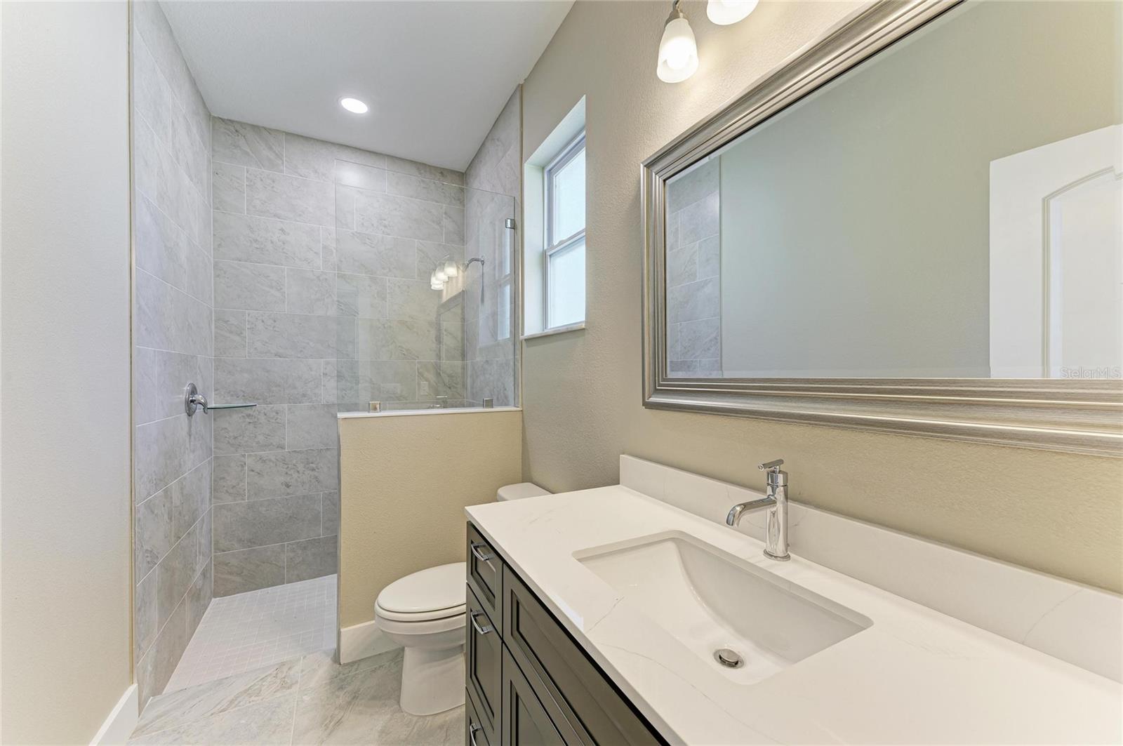 Image 23 of 38 For 5265 Caputo Avenue