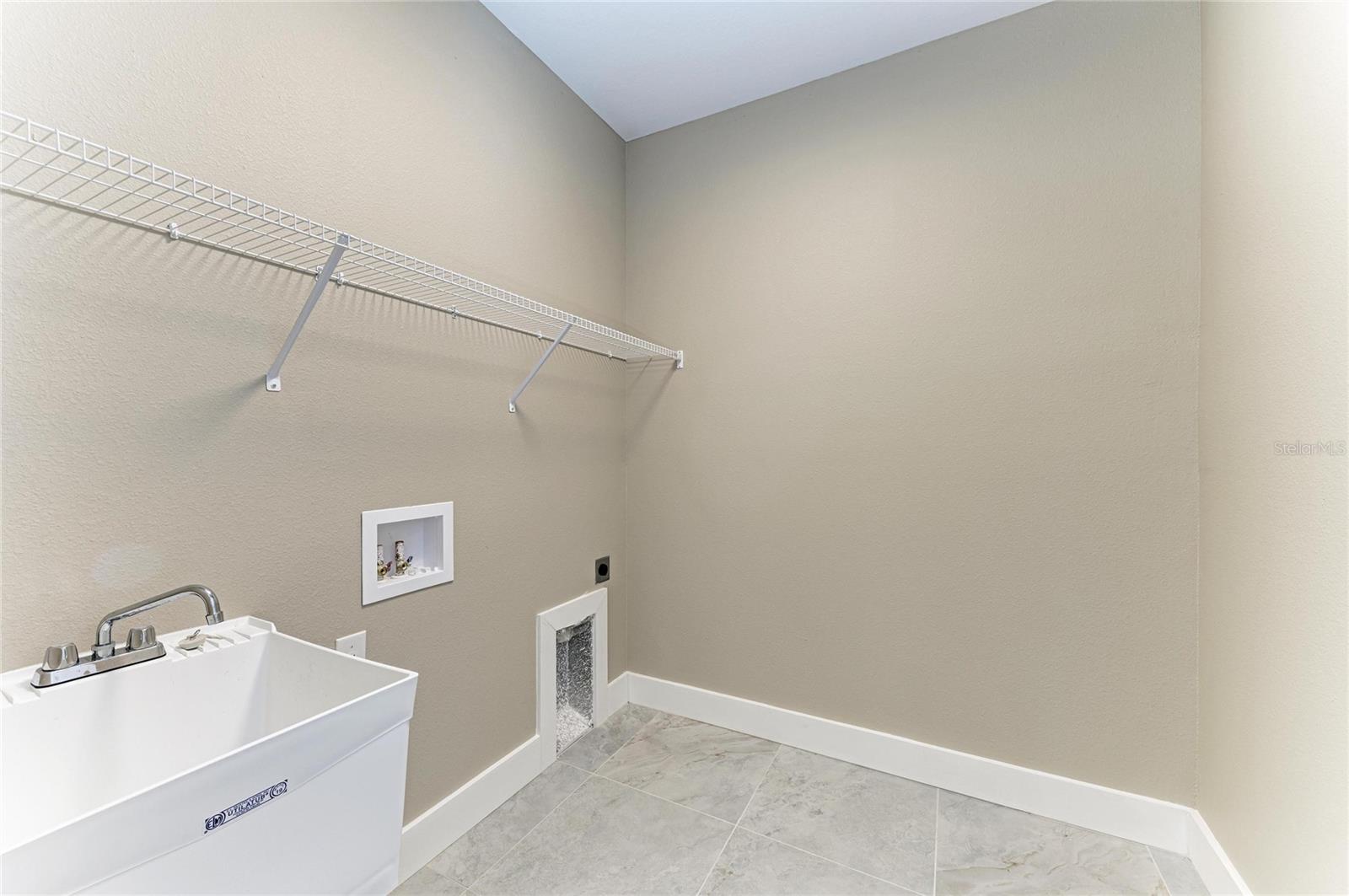 Image 31 of 38 For 5265 Caputo Avenue