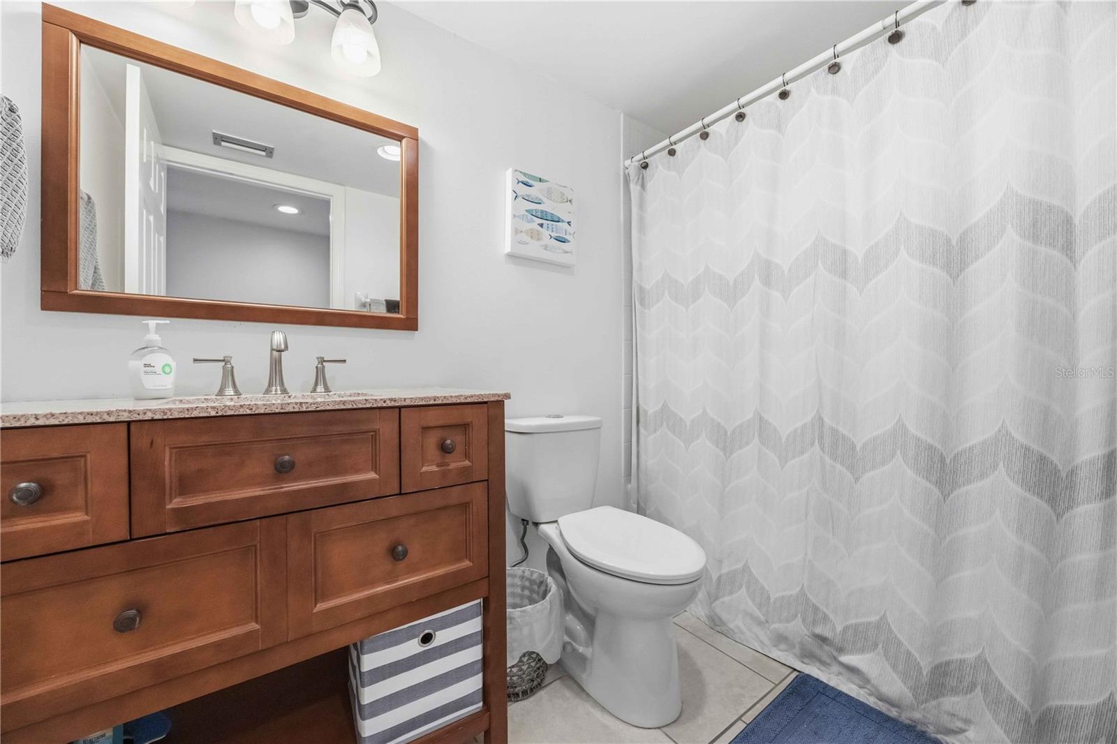 Image 12 of 30 For 5010 Marsh Field Road 32