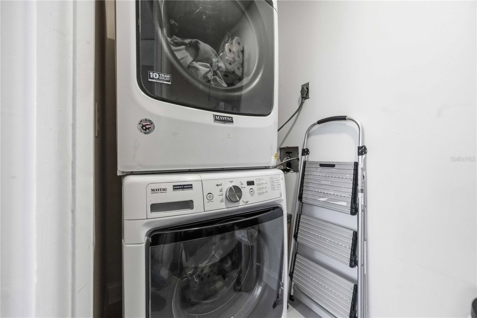 Image 20 of 30 For 5010 Marsh Field Road 32