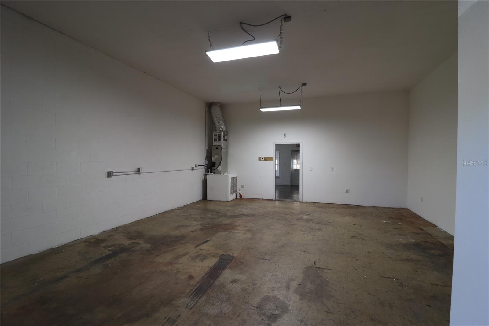 Image 5 of 9 For 18350 Paulson Drive B-4