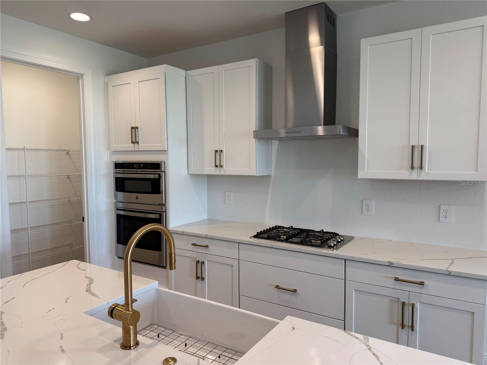 Image 11 of 42 For 204 Vistera Boulevard