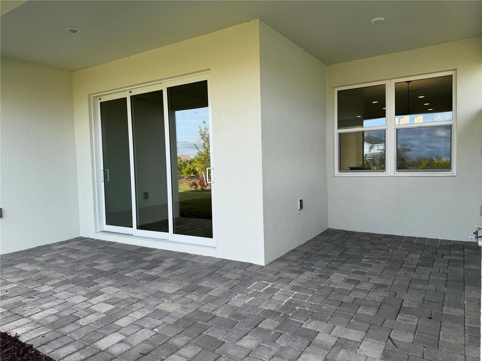 Image 25 of 42 For 204 Vistera Boulevard