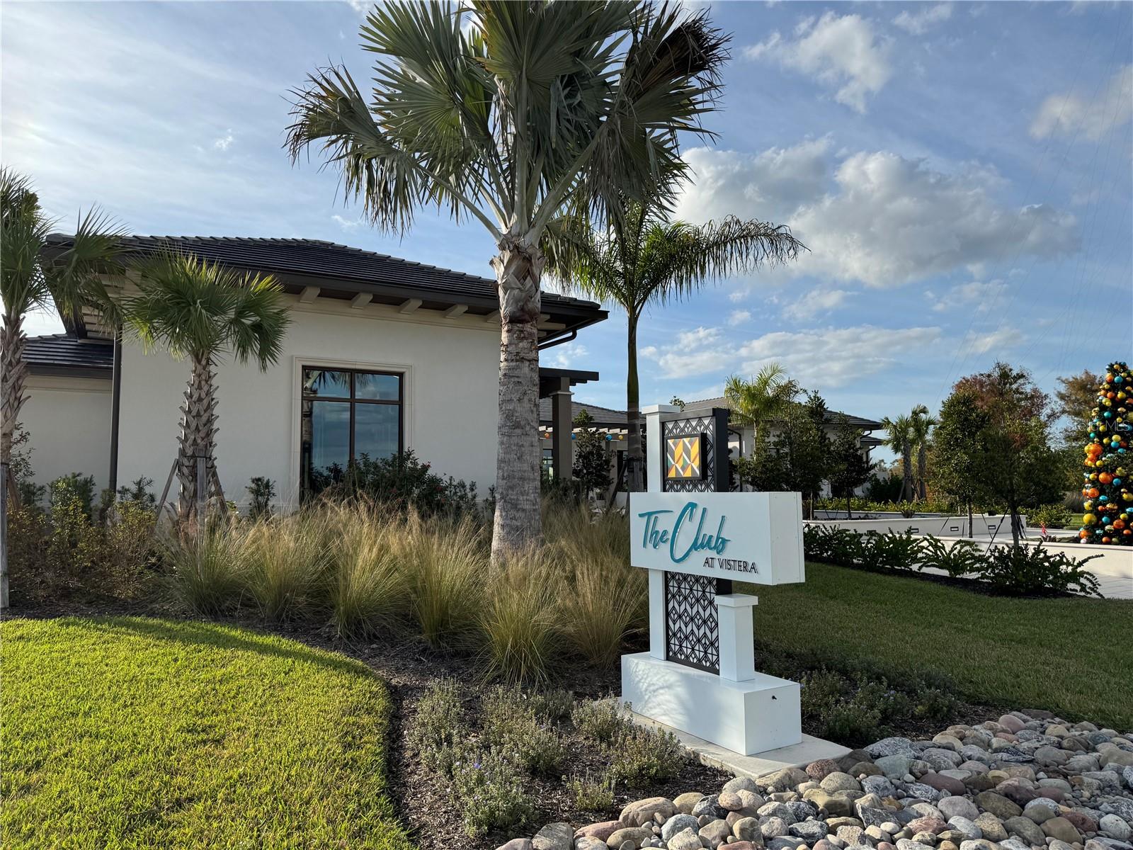 Image 32 of 42 For 204 Vistera Boulevard