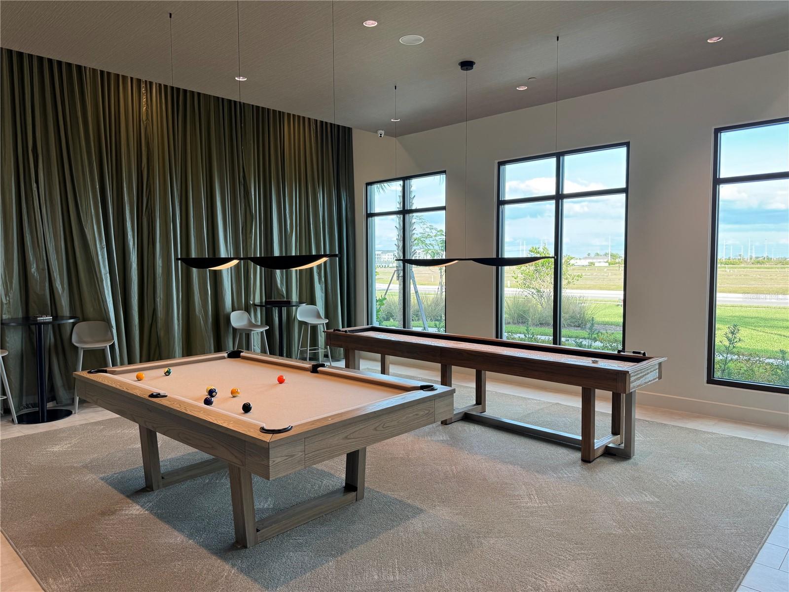 Image 35 of 42 For 204 Vistera Boulevard