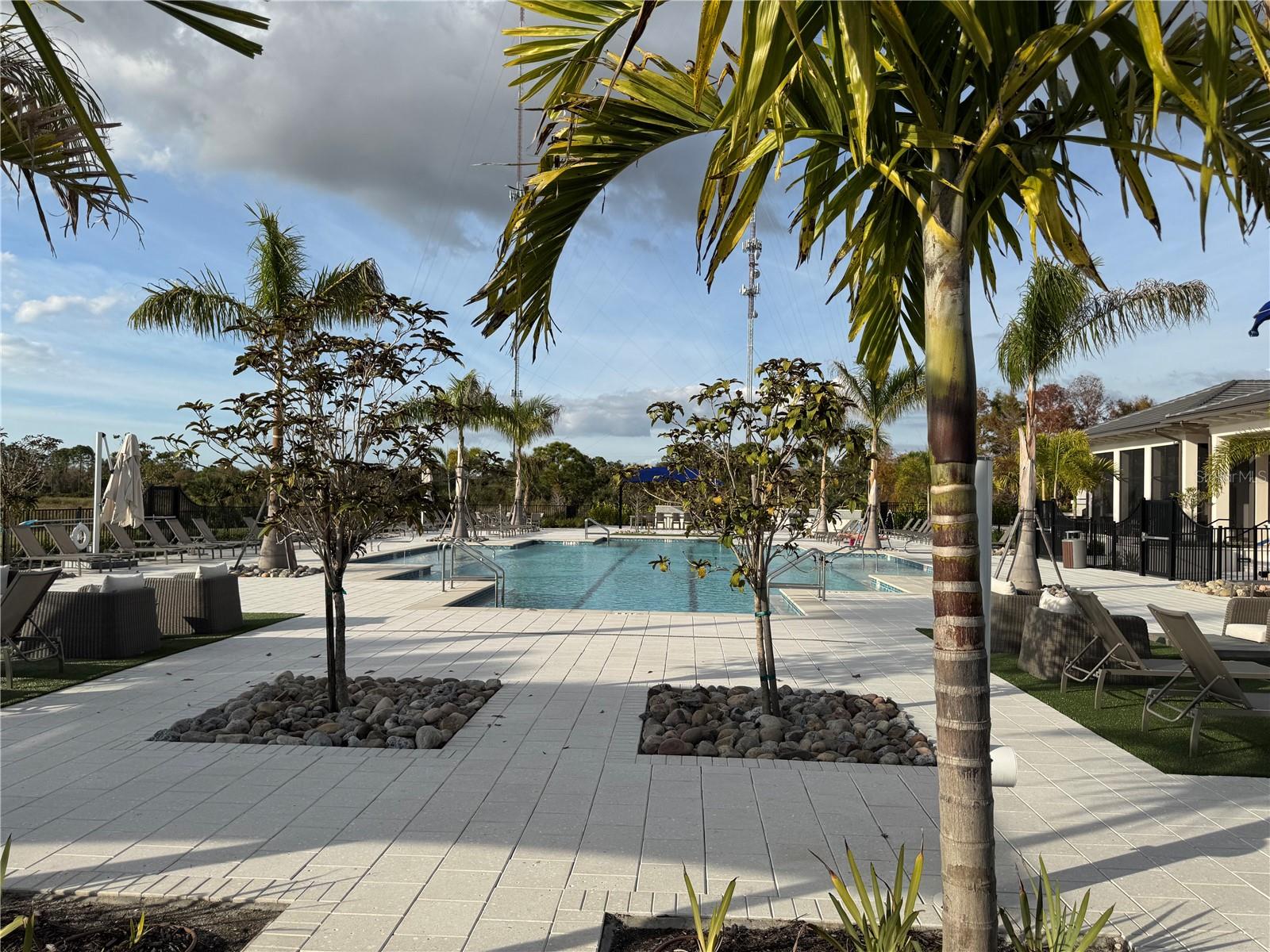 Image 37 of 42 For 204 Vistera Boulevard