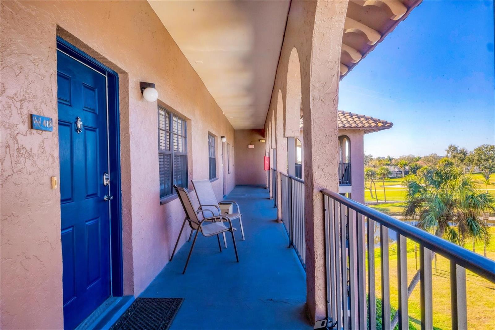 Image 3 of 35 For 6100 Gulfport Boulevard S 415