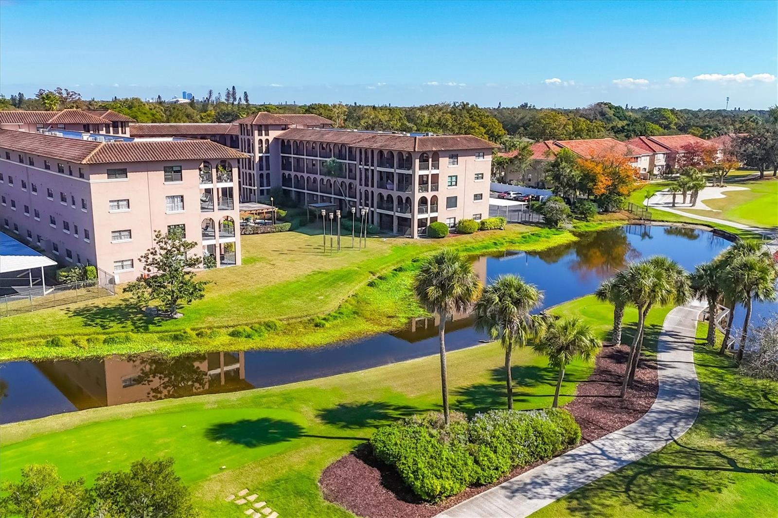 Image 31 of 35 For 6100 Gulfport Boulevard S 415