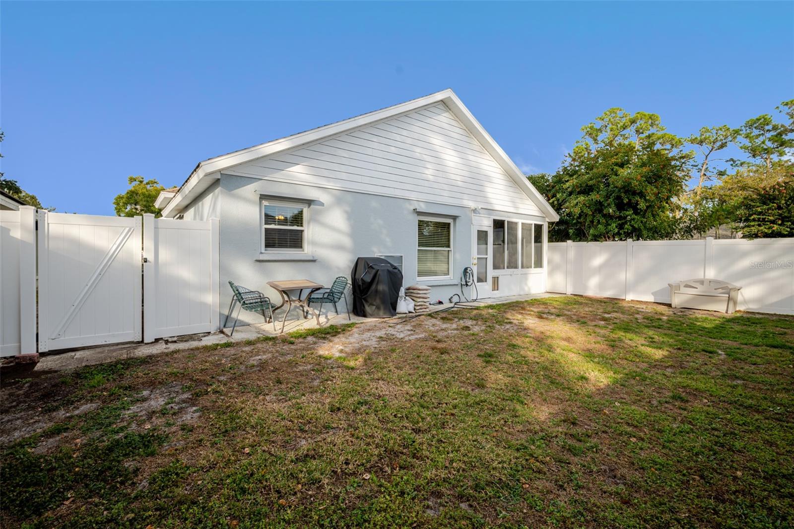 Image 23 of 24 For 3574 Blechnum Fern Lane