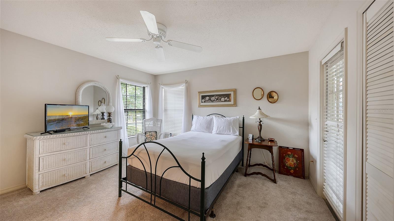 Image 21 of 44 For 4382 Trails Drive 25-1