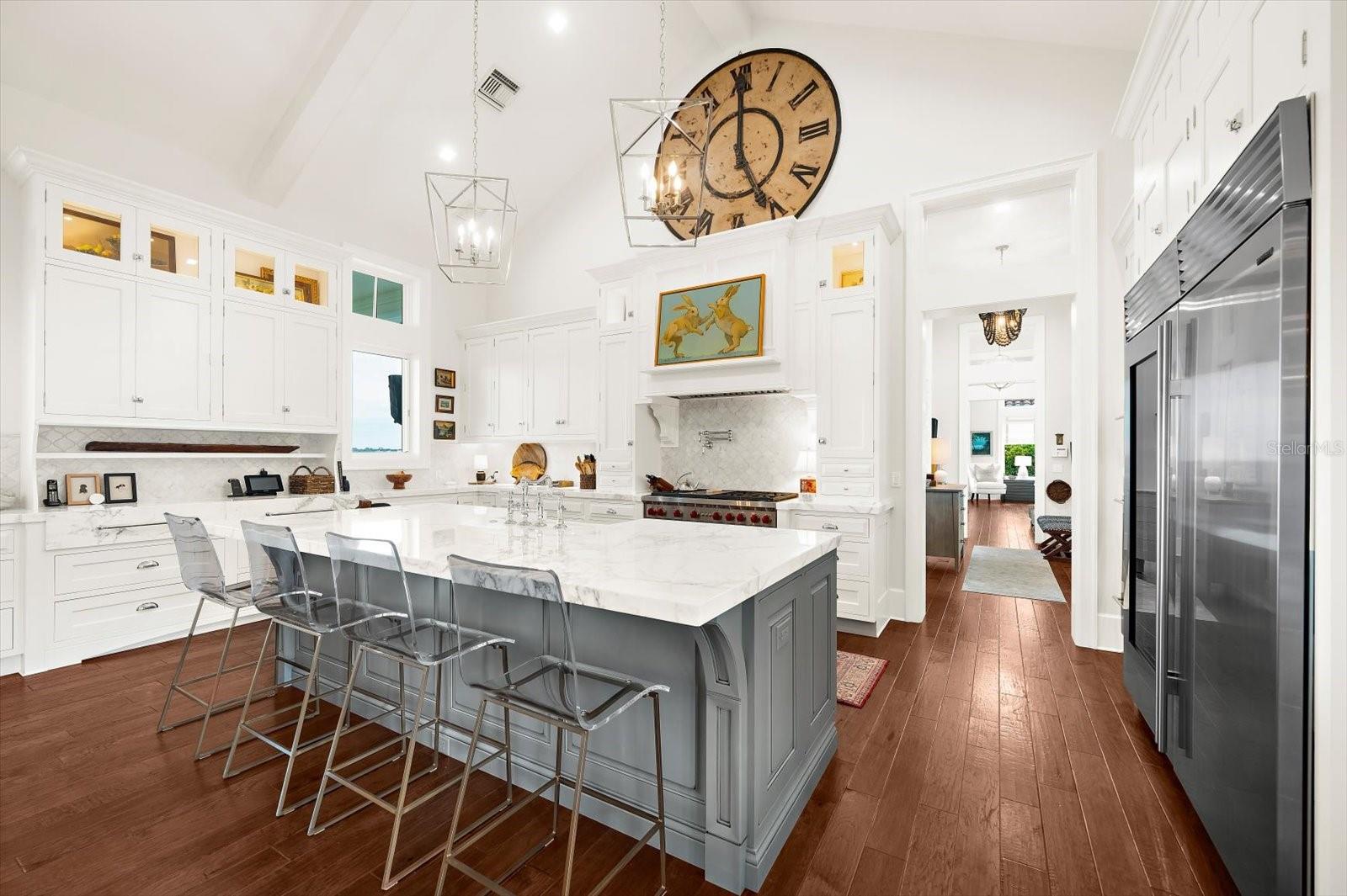 Image 20 of 92 For 213 18th Street W