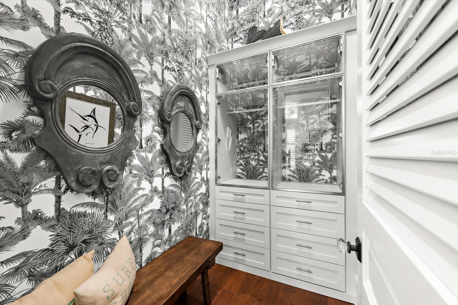 Image 75 of 92 For 213 18th Street W