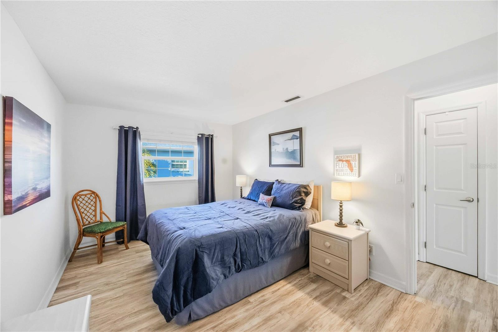 Image 17 of 28 For 3326 Key Drive 7