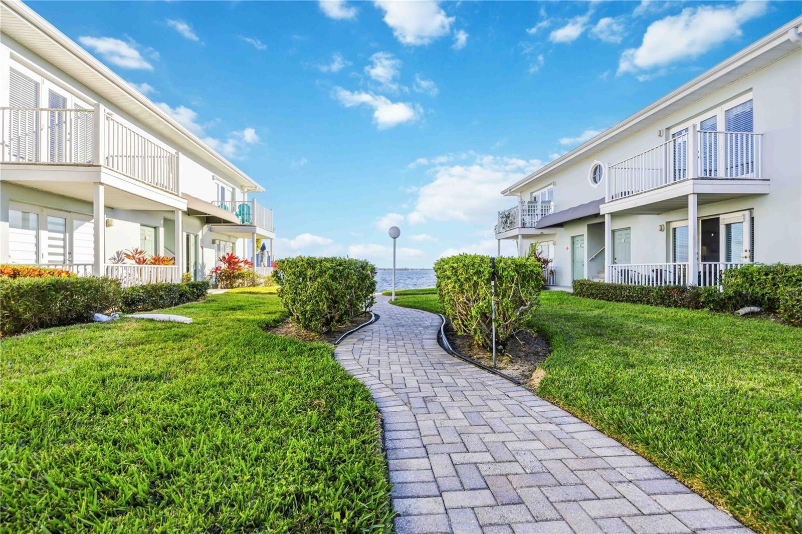 Image 22 of 28 For 3326 Key Drive 7