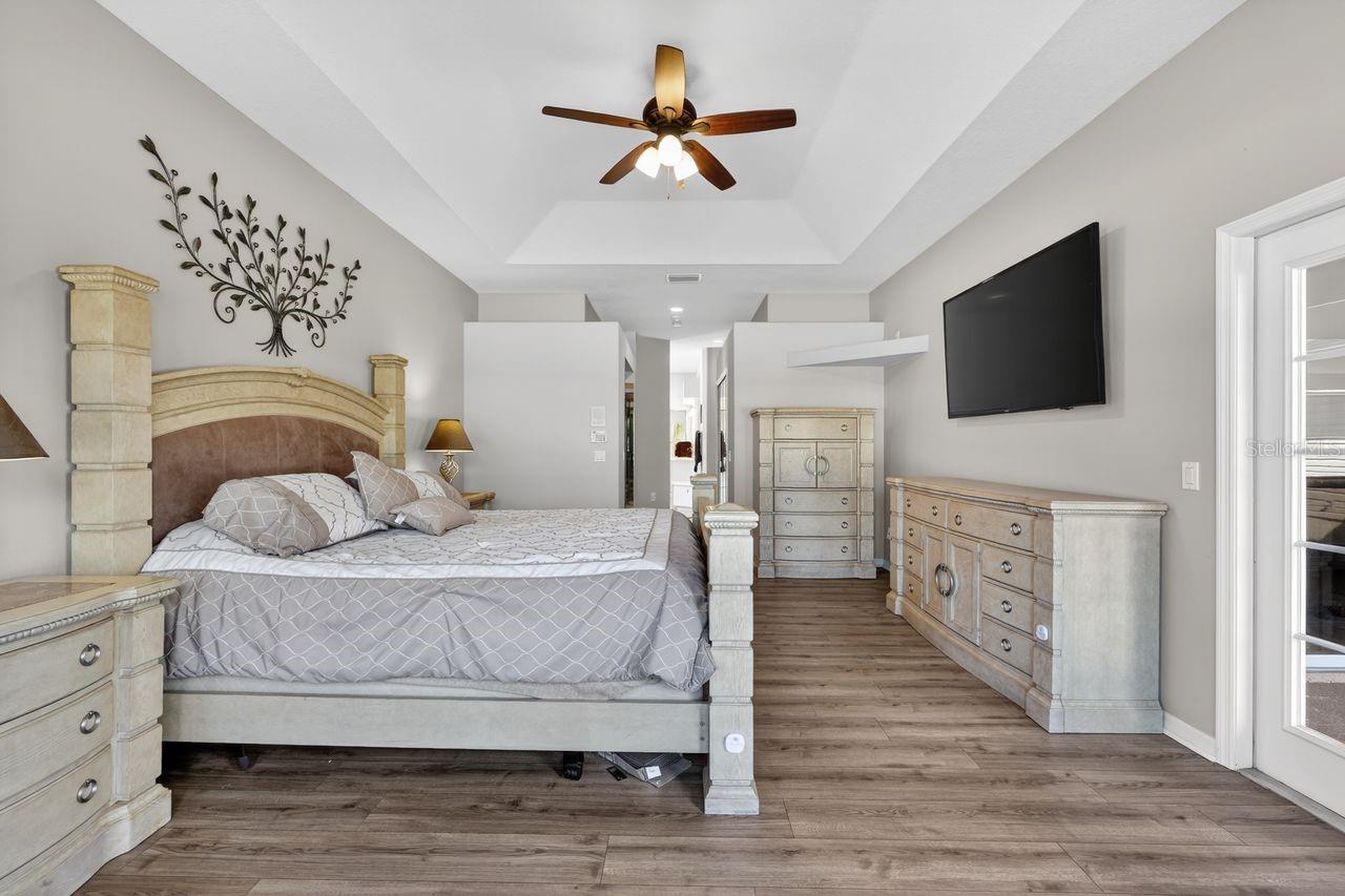 Listing photo id 20 for 17312 Howling Wolf Run