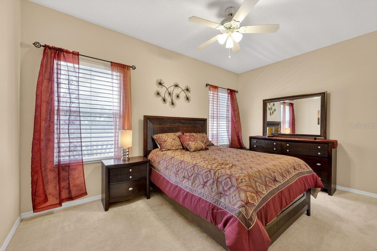 Listing photo id 30 for 17312 Howling Wolf Run