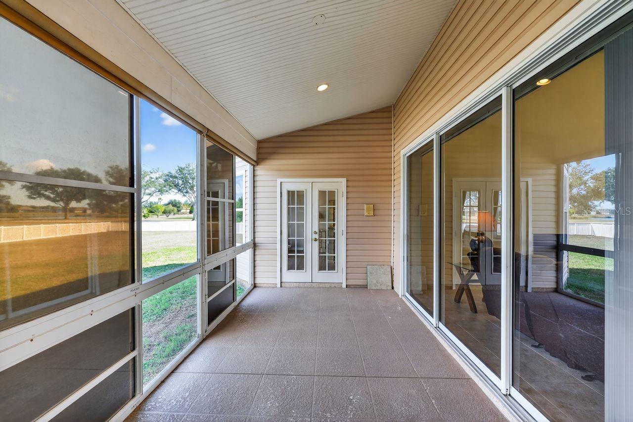 Listing photo id 33 for 17312 Howling Wolf Run