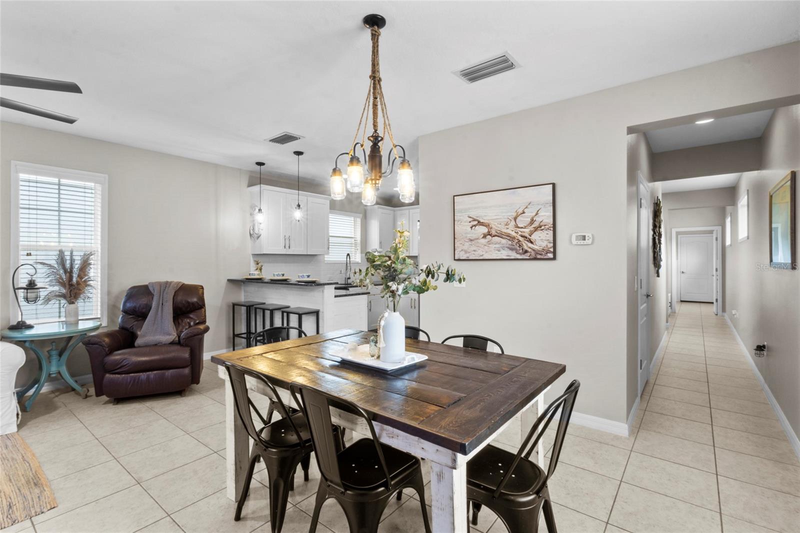 Image 13 of 51 For 12520 Shimmering Oak Circle