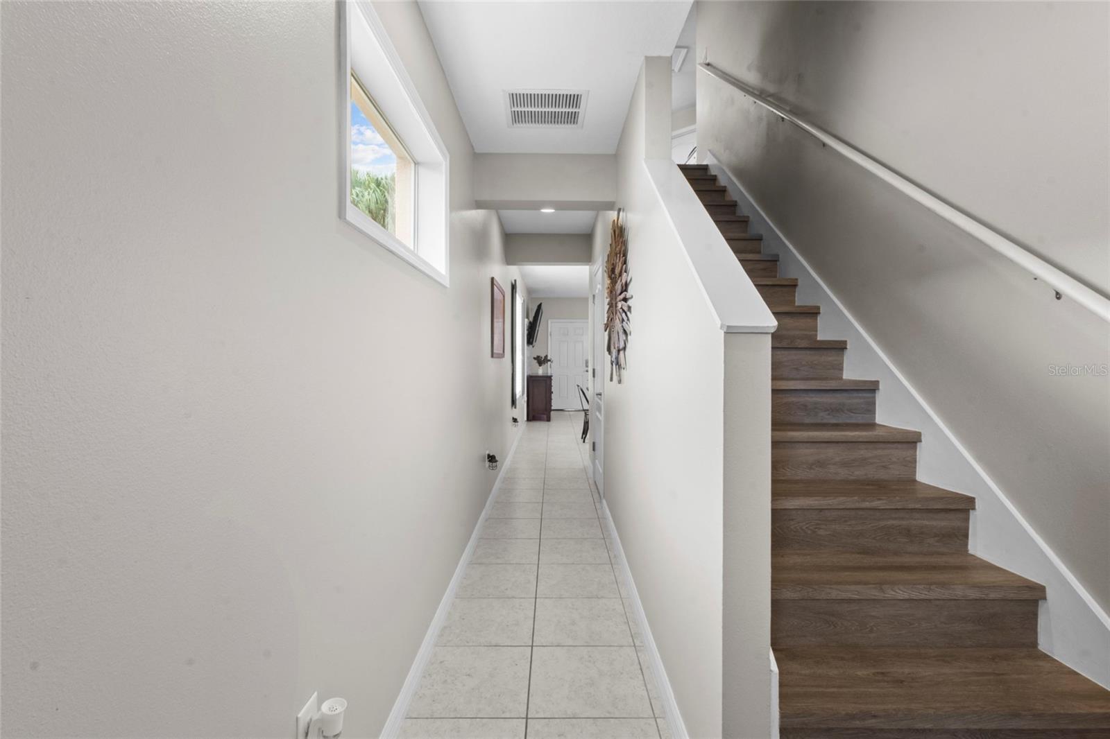 Image 15 of 51 For 12520 Shimmering Oak Circle