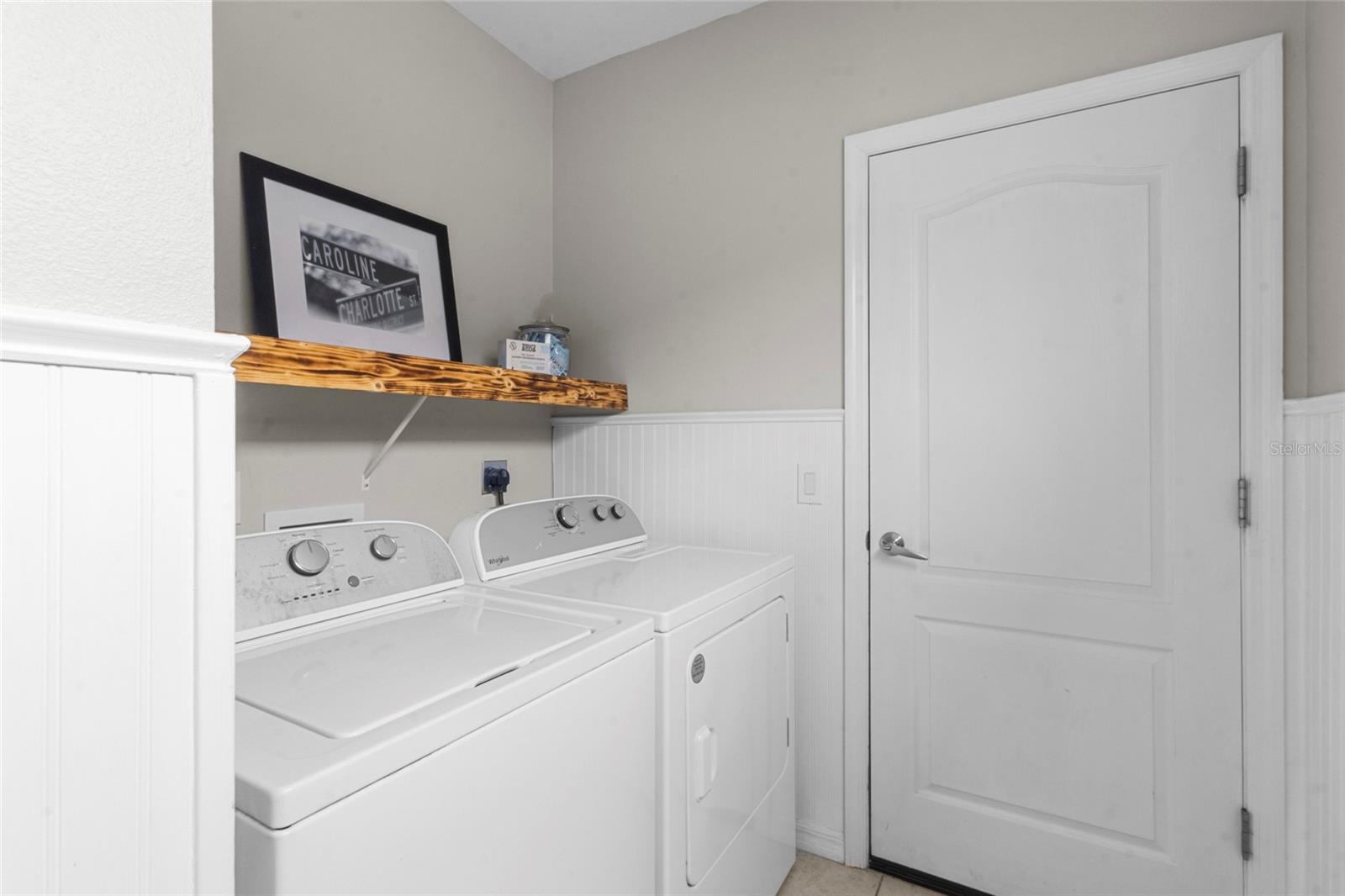 Image 23 of 51 For 12520 Shimmering Oak Circle