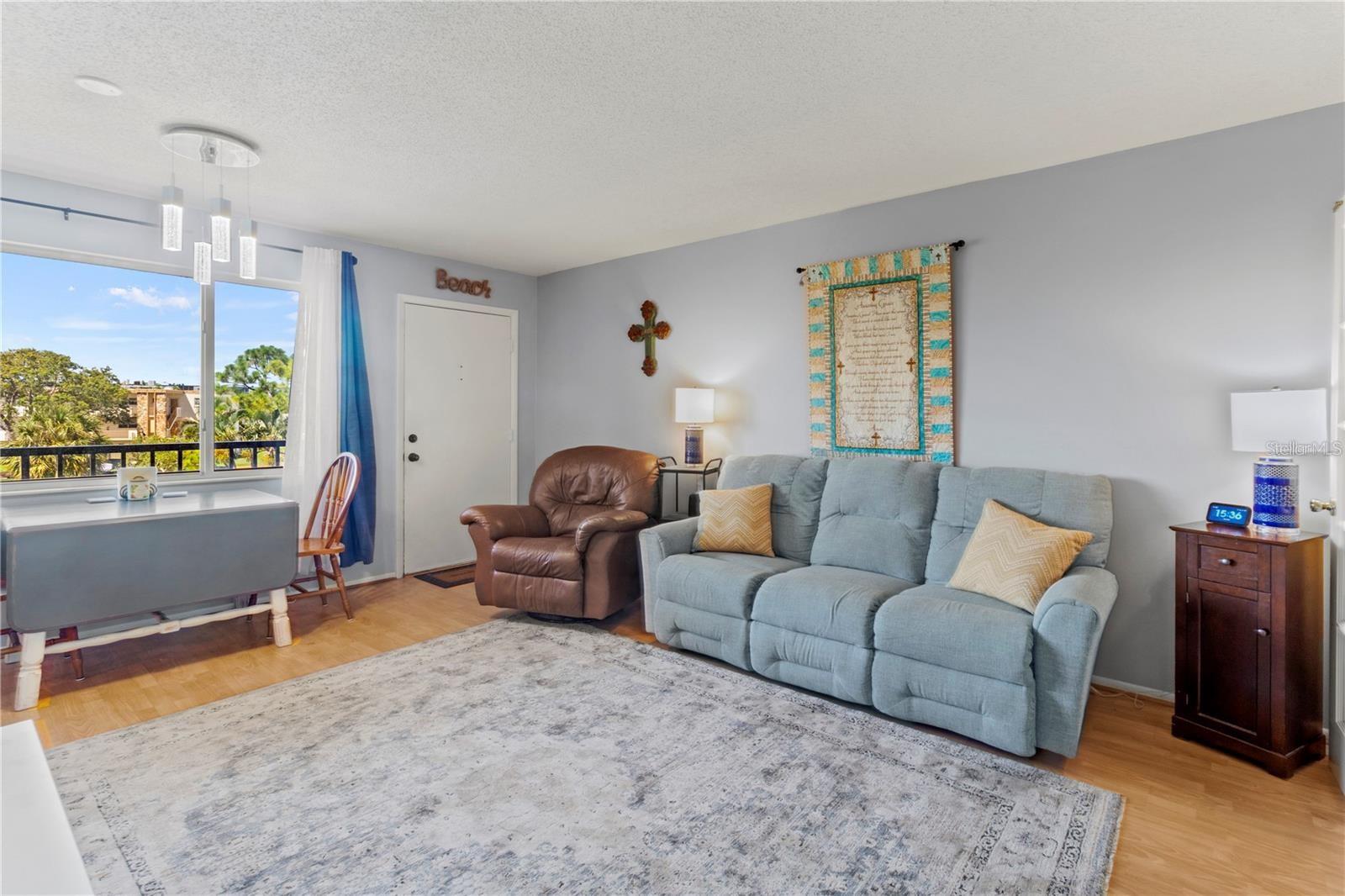 Image 4 of 35 For 4460 Ironwood Circle 306a