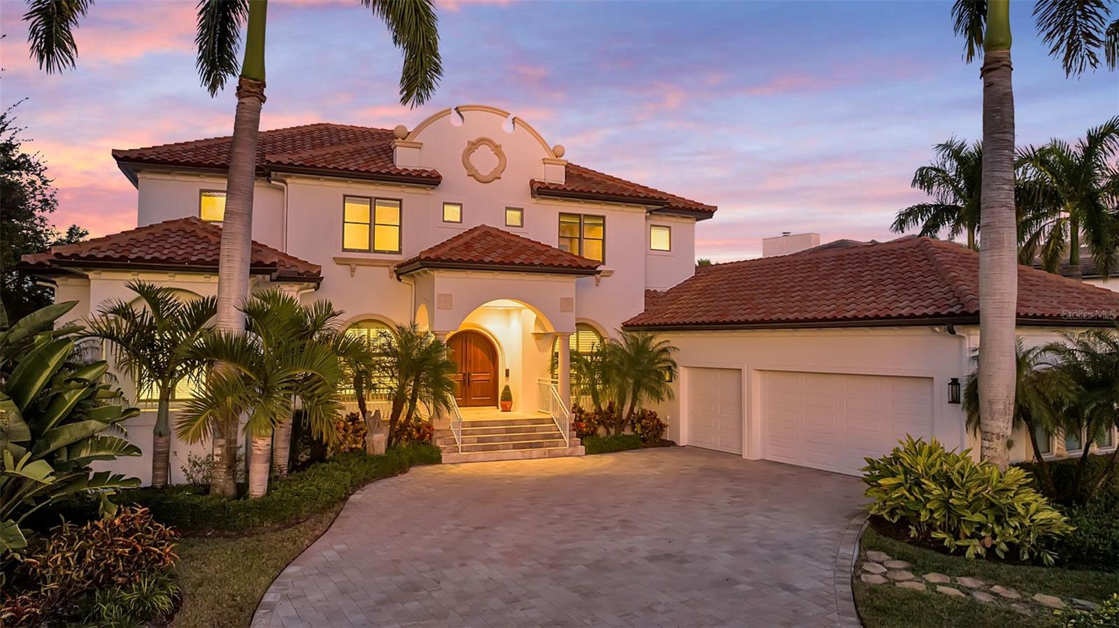 Image 2 of 68 For 1389 Tangier Way