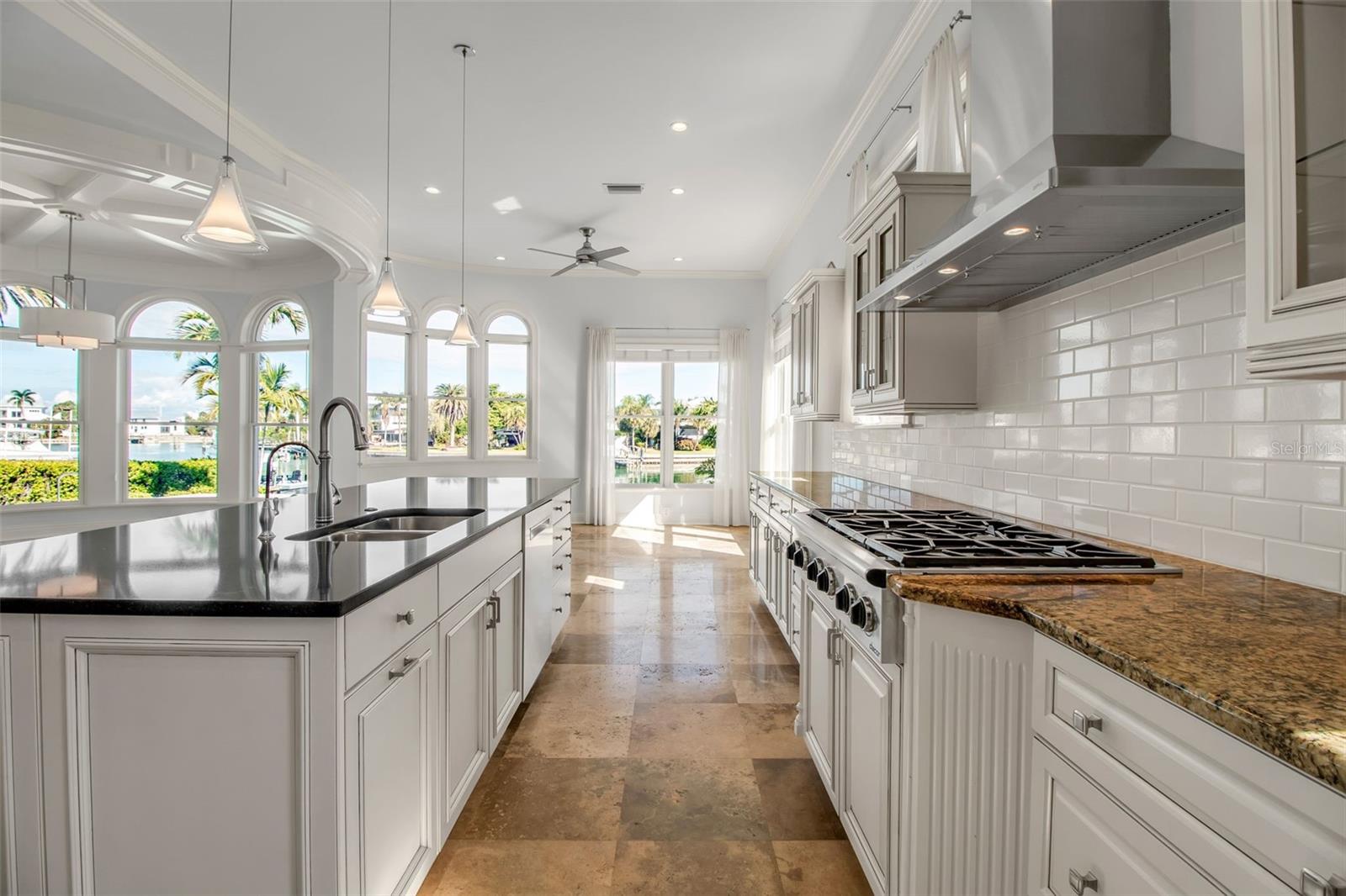 Image 22 of 68 For 1389 Tangier Way