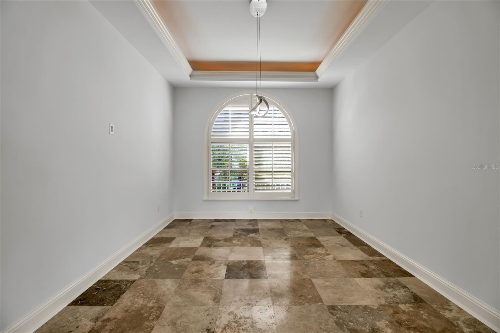 Image 28 of 68 For 1389 Tangier Way