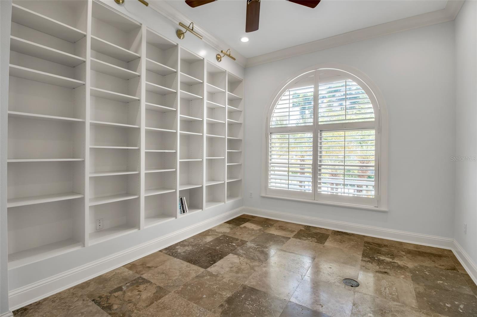 Image 29 of 68 For 1389 Tangier Way