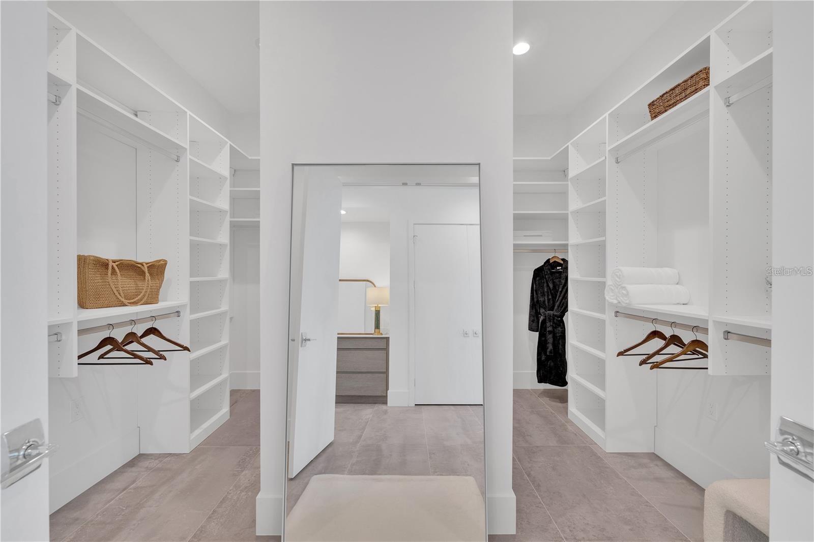 Image 47 of 100 For 603 Tremont Street