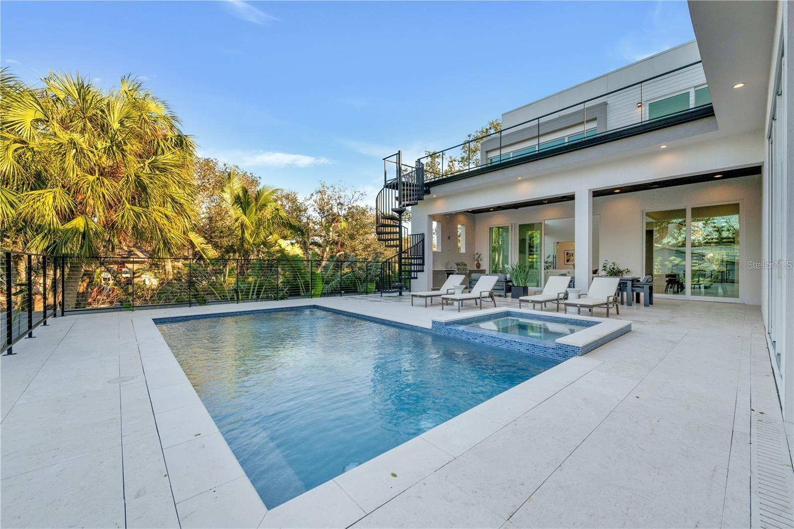 Image 6 of 100 For 603 Tremont Street