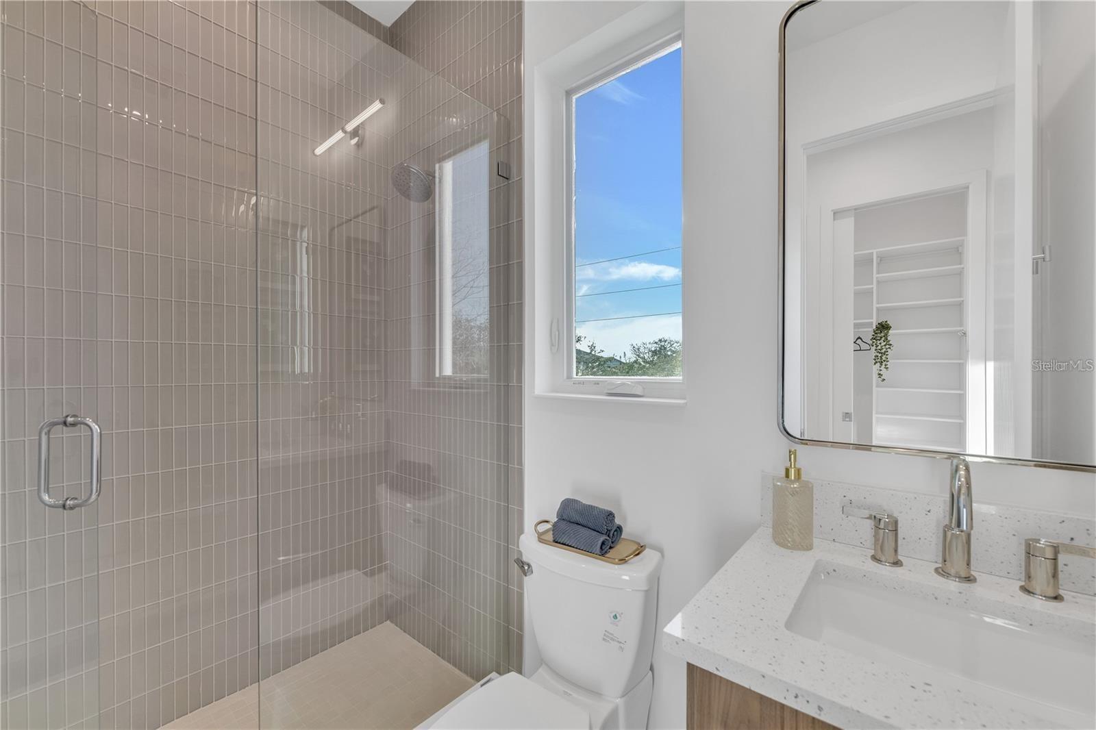 Image 87 of 100 For 603 Tremont Street