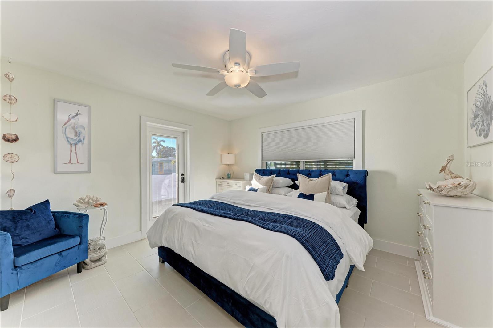 Image 14 of 45 For 502 Bayview Drive