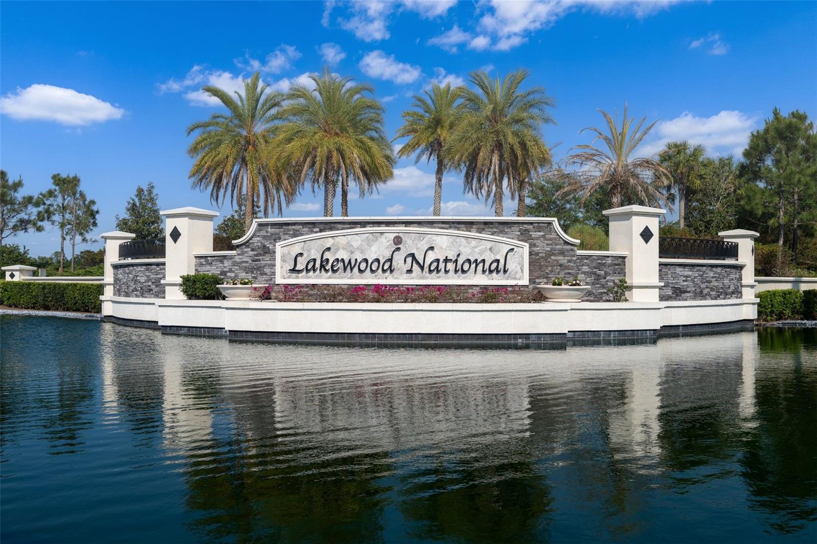 Image 42 of 68 For 16904 Vardon Terrace 107