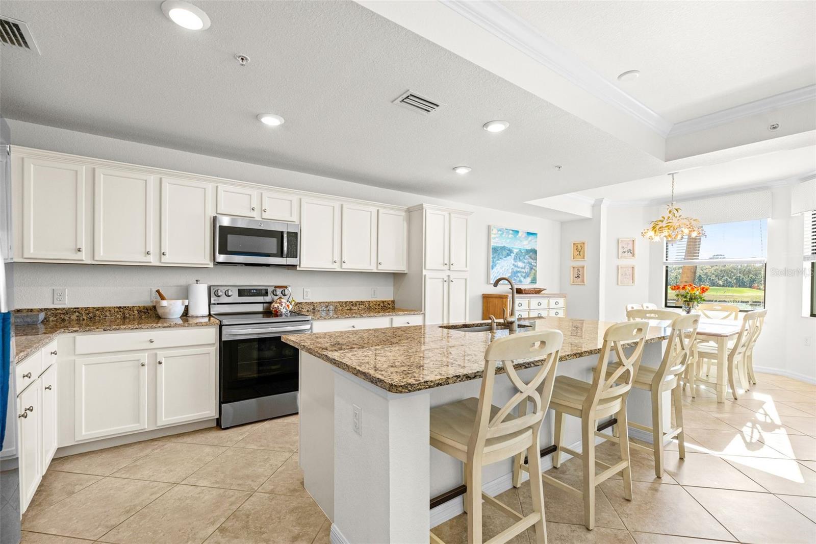 Image 6 of 68 For 16904 Vardon Terrace 107