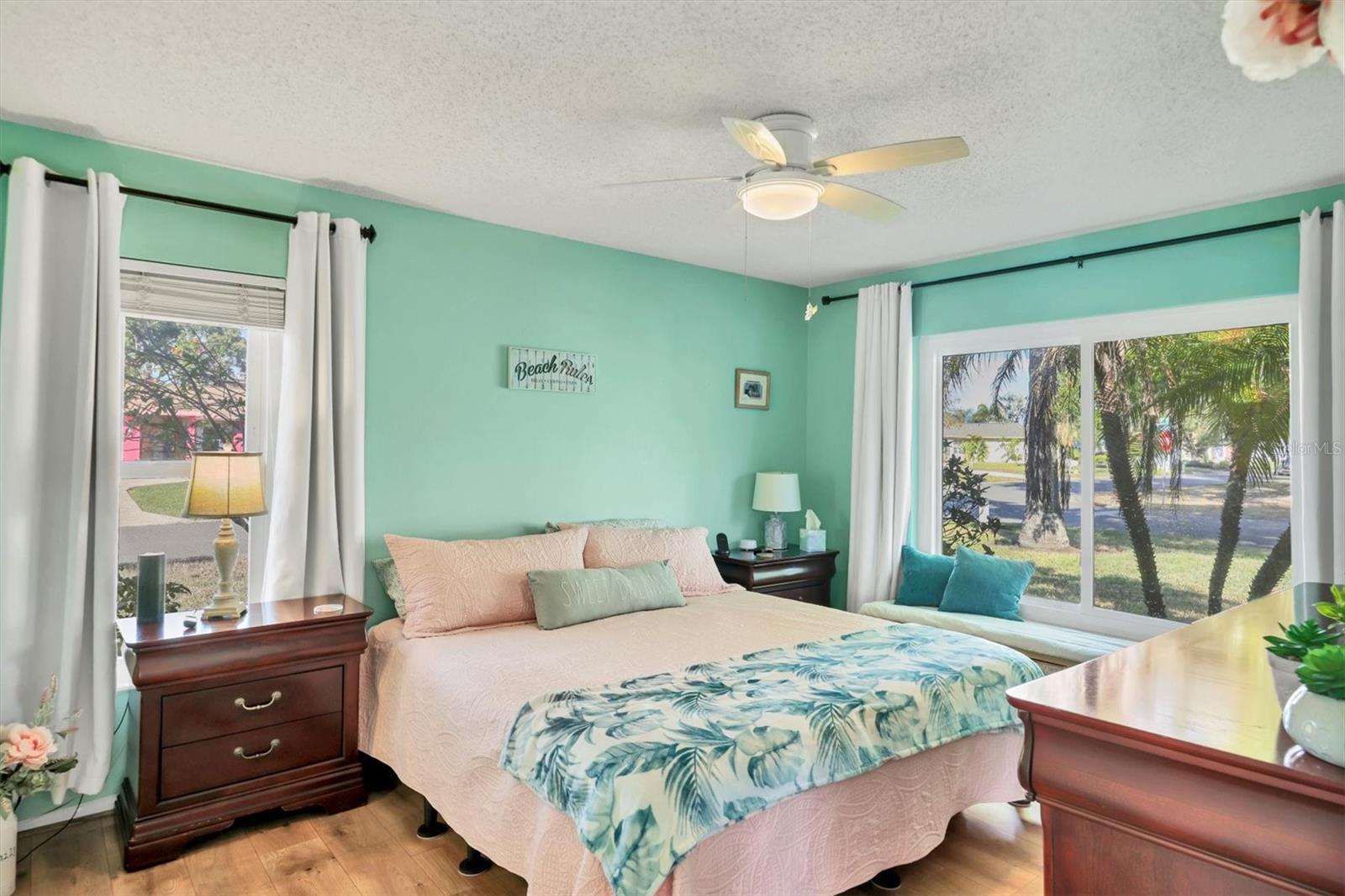 Image 15 of 42 For 6613 15th Avenue W