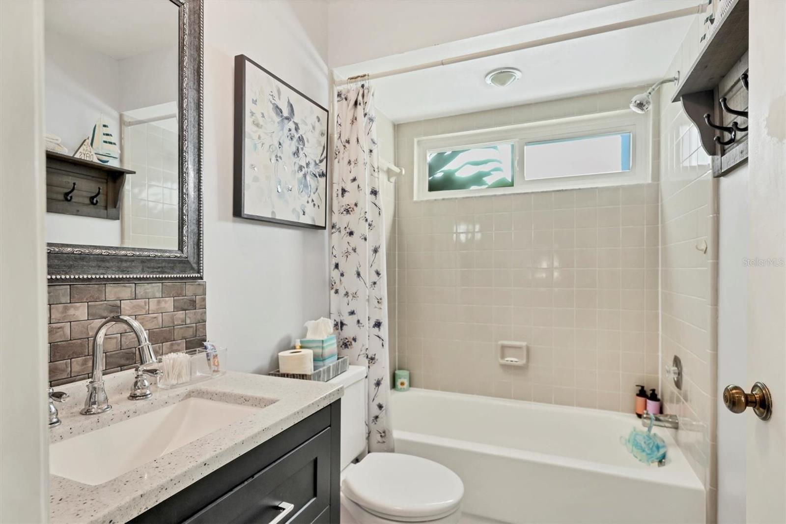 Image 17 of 42 For 6613 15th Avenue W