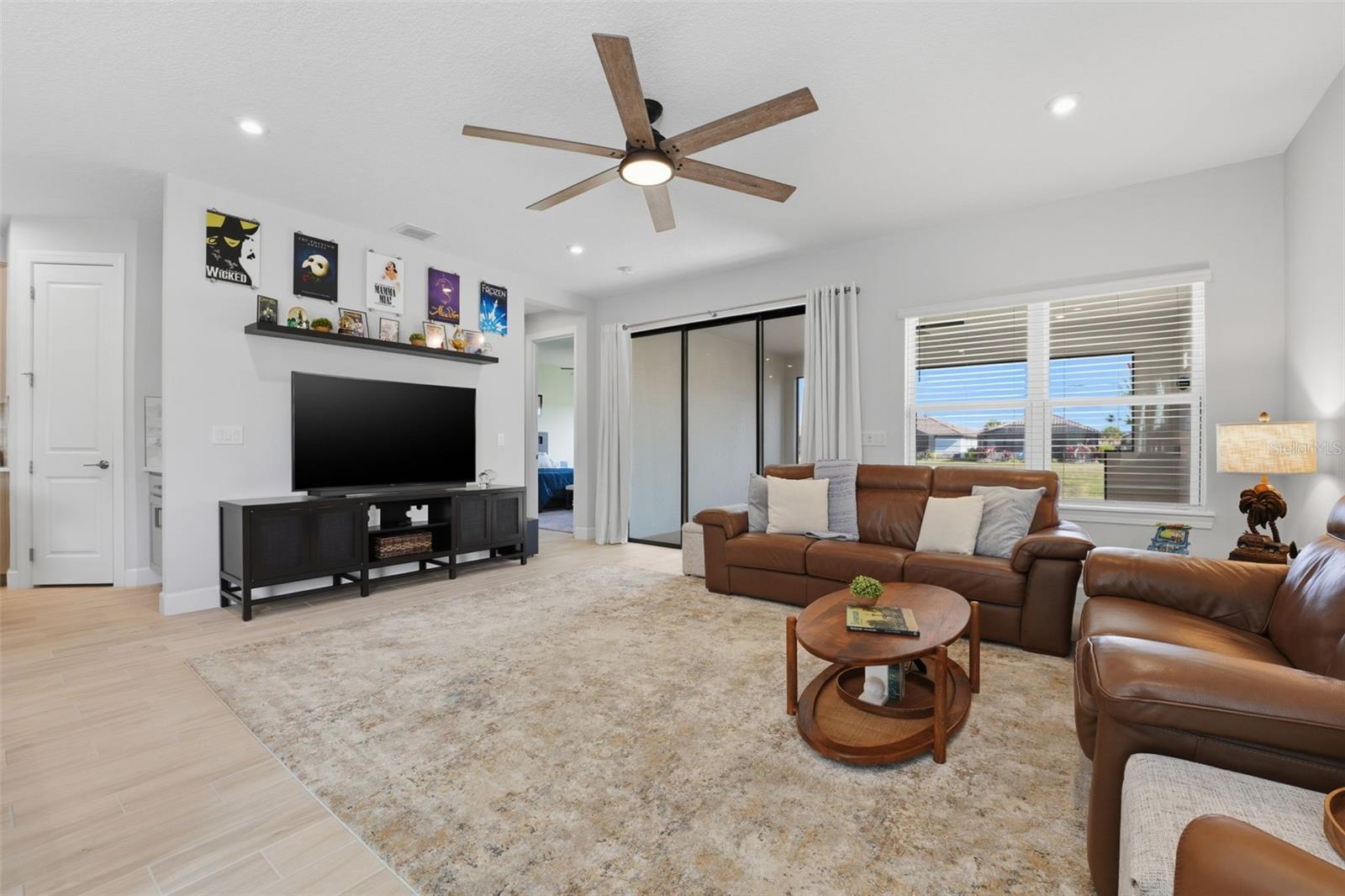 Image 15 of 82 For 11104 Devonbridge Drive