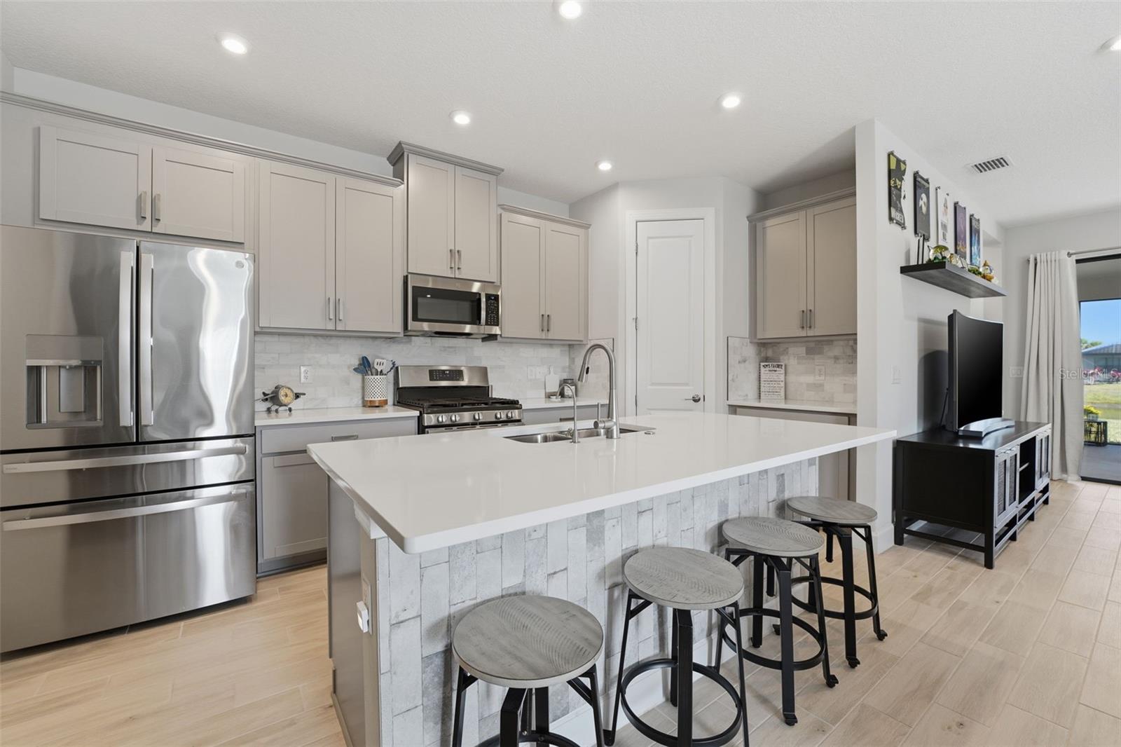 Image 20 of 82 For 11104 Devonbridge Drive