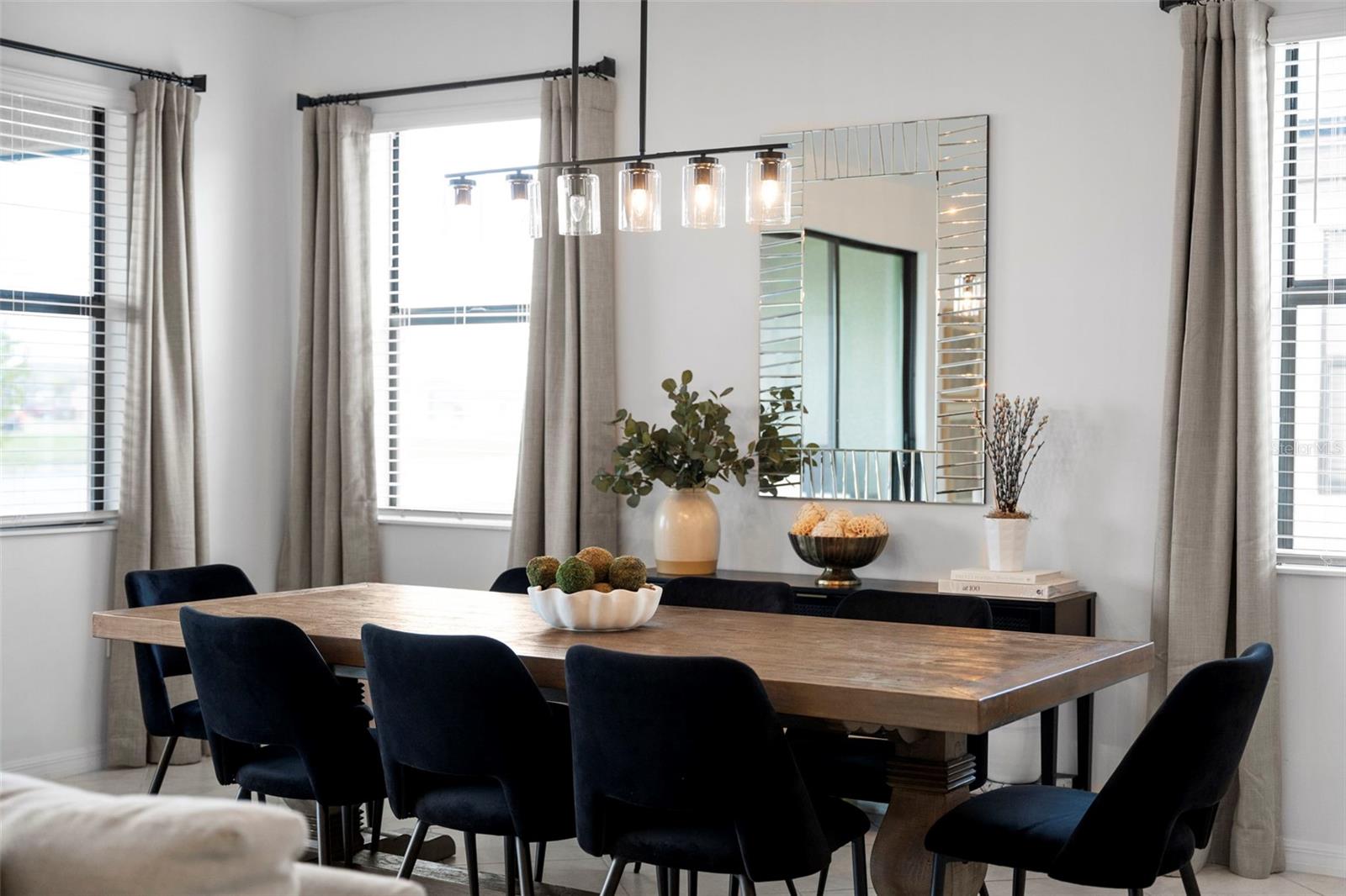 Image 14 of 45 For 1889 Saddlewood Circle